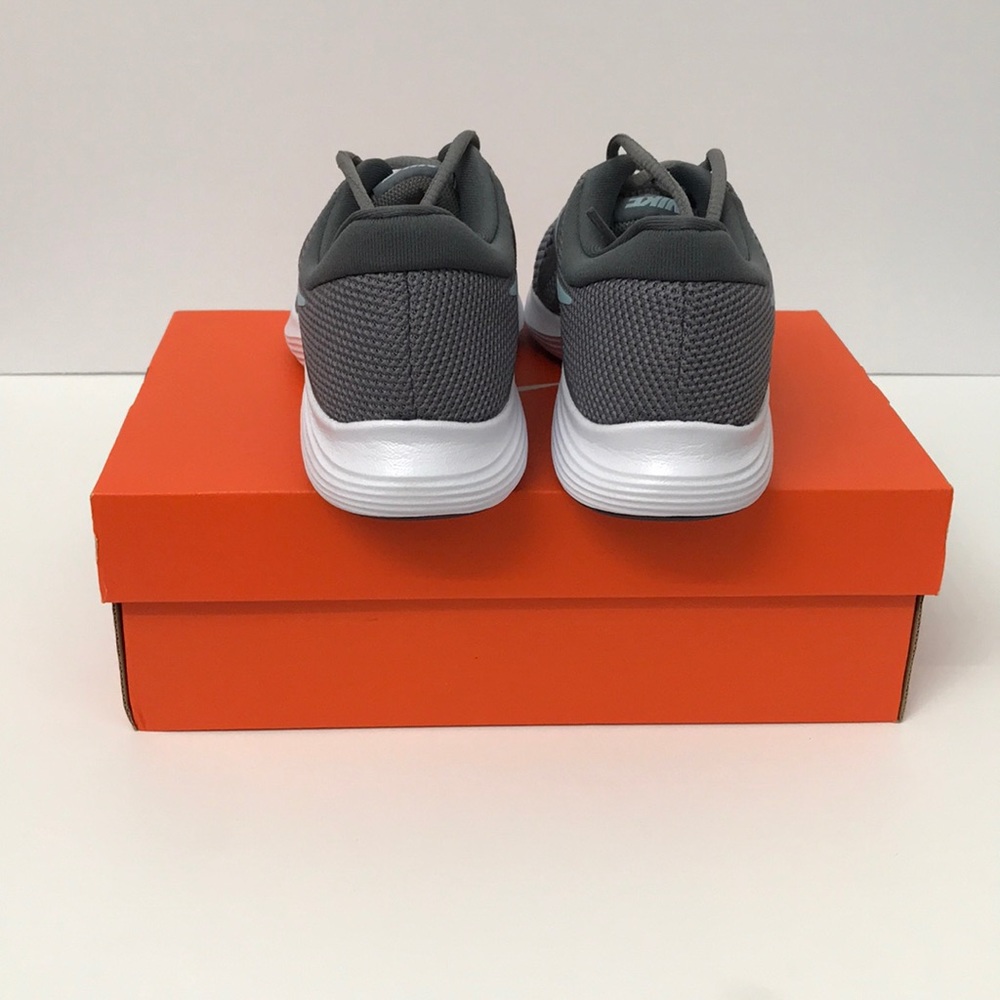 MMNS Nike Revolution 4 wide - Picture 4 of 10